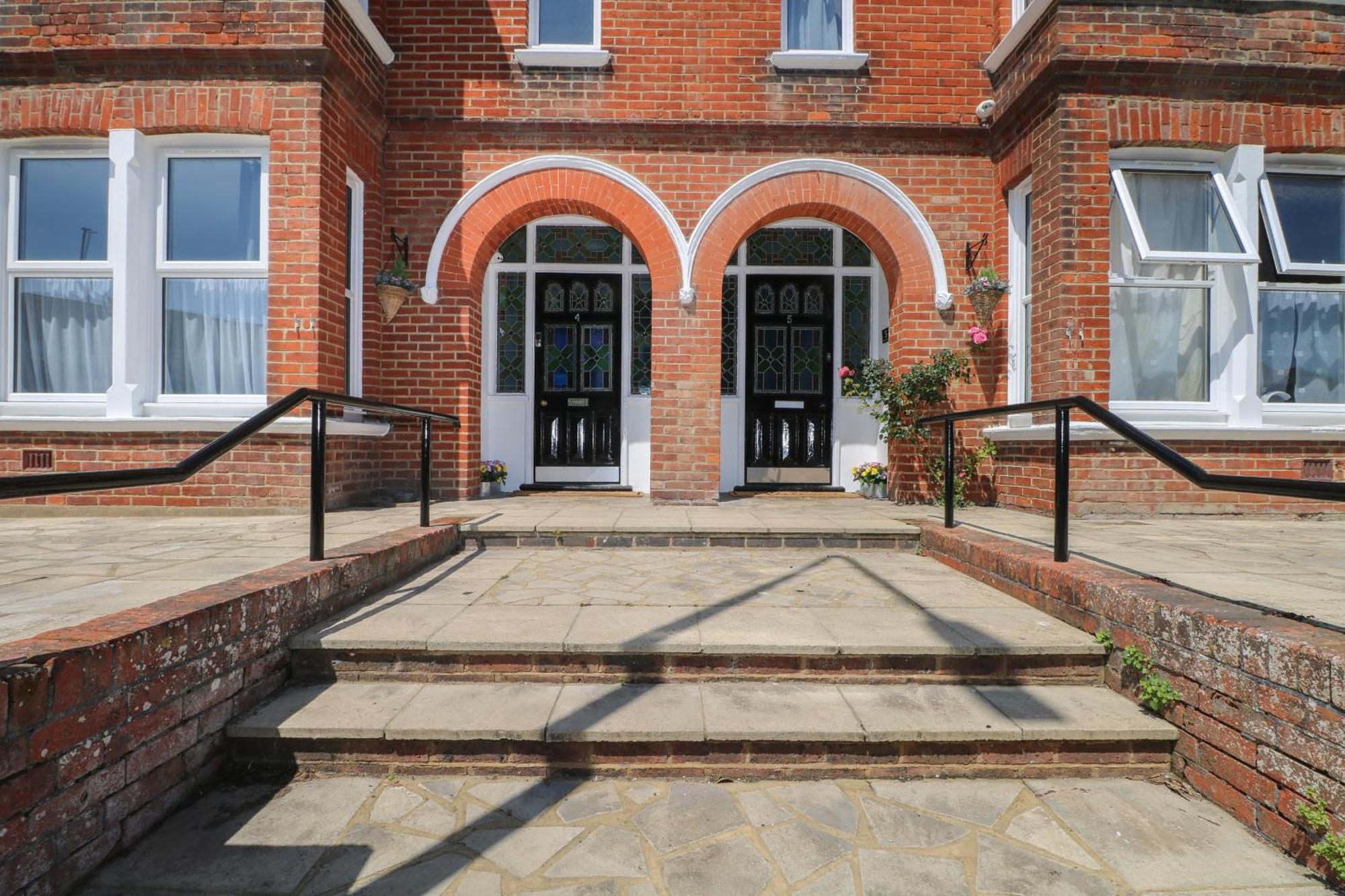 5 The Cuckmere Apartment